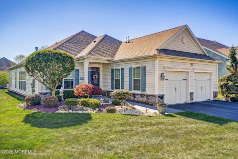 56 E Bosworth Boulevard Farmingdale NJ 07727