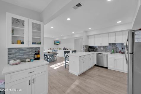 82 Moonlight Court Toms River NJ 08753