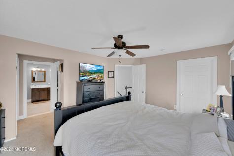 82 Moonlight Court Toms River NJ 08753