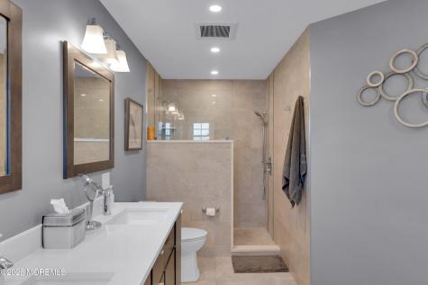 82 Moonlight Court Toms River NJ 08753