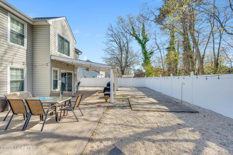 82 Moonlight Court Toms River NJ 08753