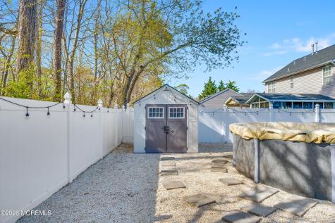 82 Moonlight Court Toms River NJ 08753