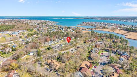 82 Moonlight Court Toms River NJ 08753