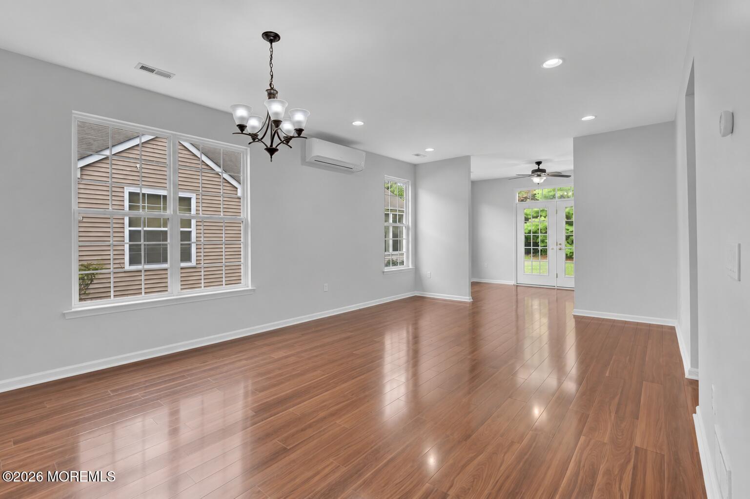 317 Damiano Way Lakewood NJ 08701
