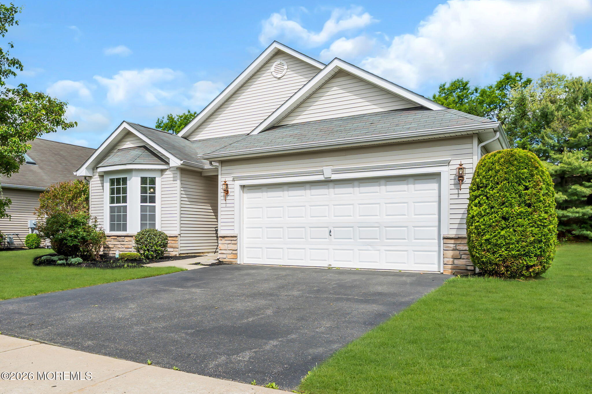 317 Damiano Way Lakewood NJ 08701