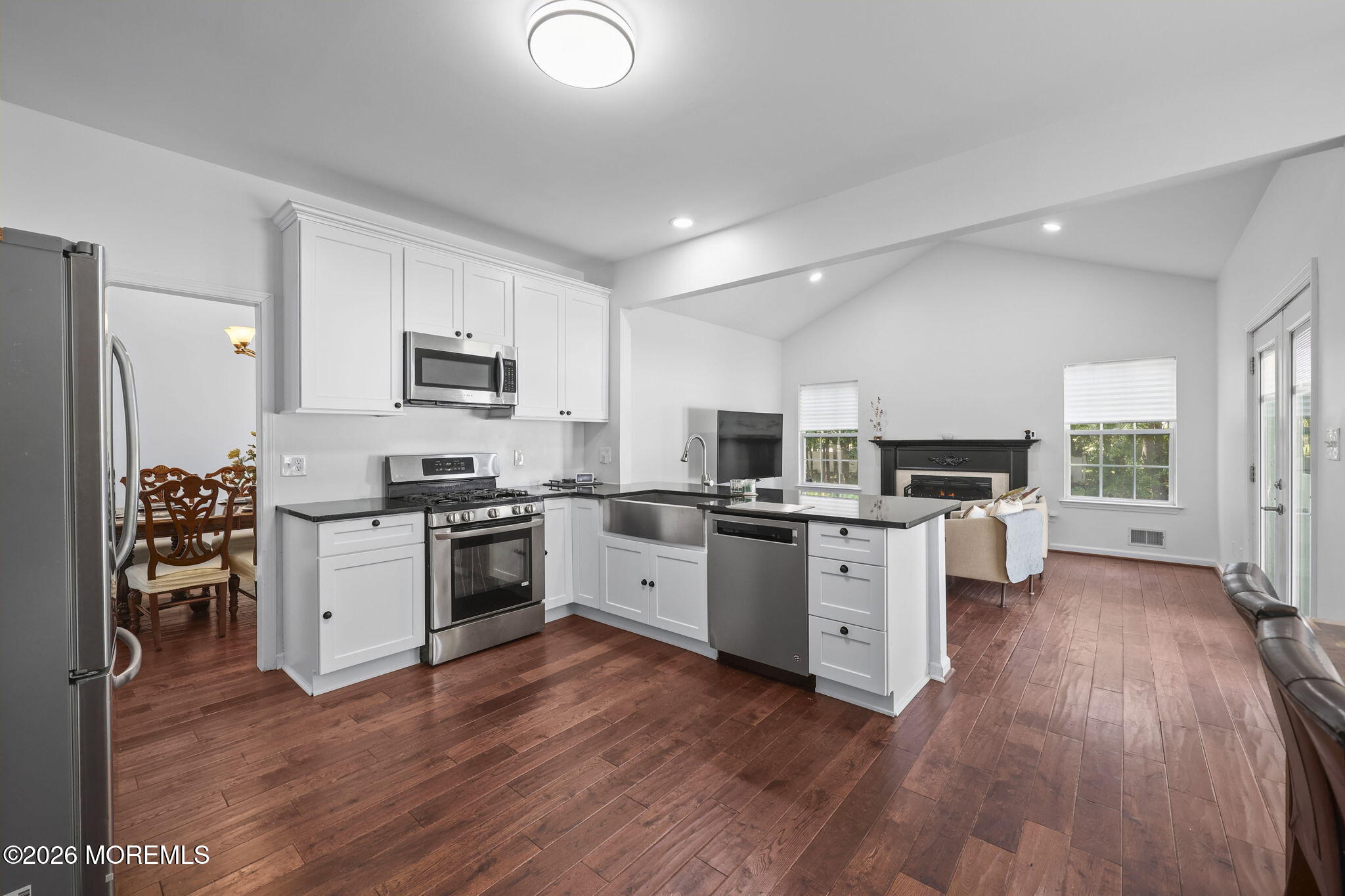 2 Sparrow Court Jackson NJ 08527