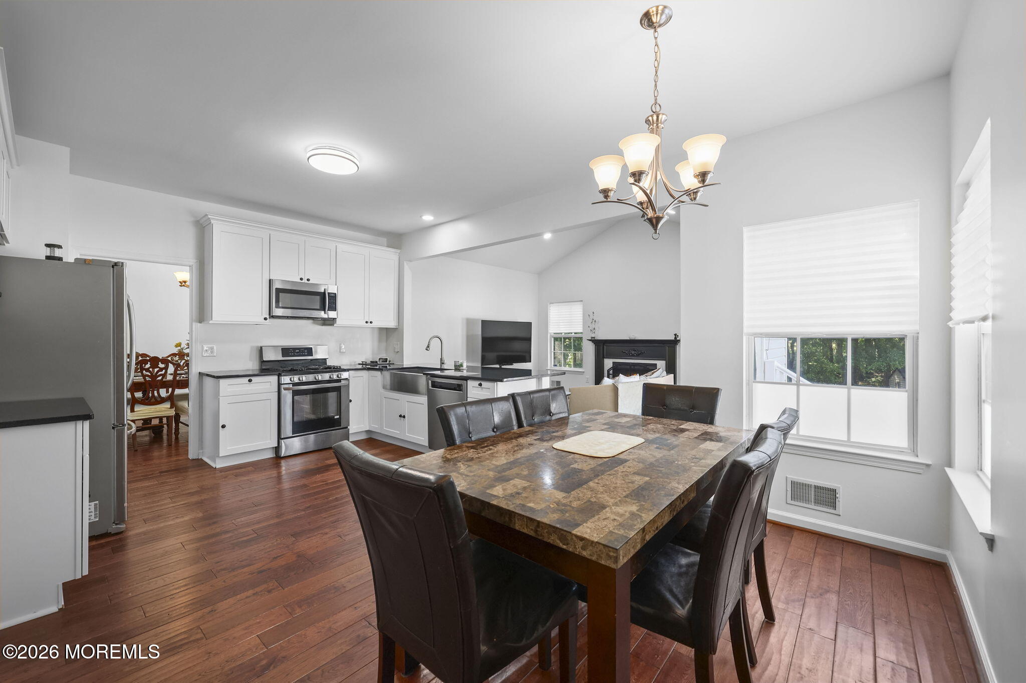 2 Sparrow Court Jackson NJ 08527