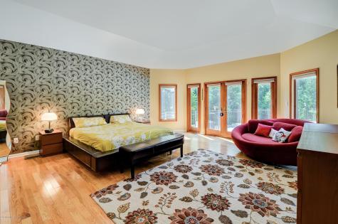 7 Mccampbell Road Holmdel NJ 07733