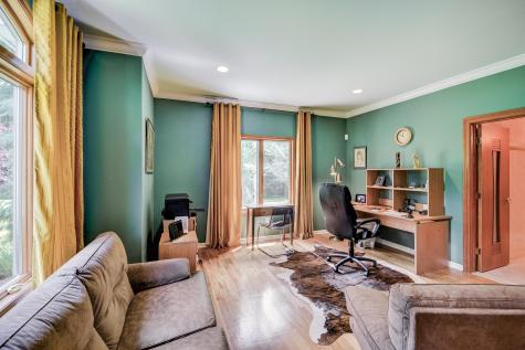 7 Mccampbell Road Holmdel NJ 07733