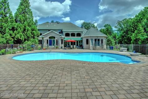 7 Mccampbell Road Holmdel NJ 07733