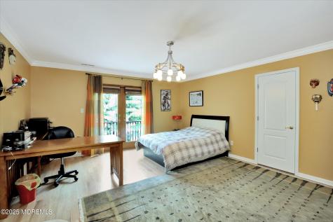 7 Mccampbell Road Holmdel NJ 07733