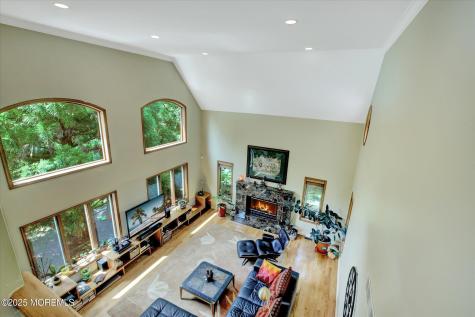 7 Mccampbell Road Holmdel NJ 07733