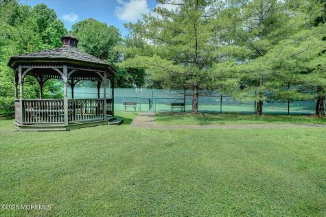 7 Mccampbell Road Holmdel NJ 07733
