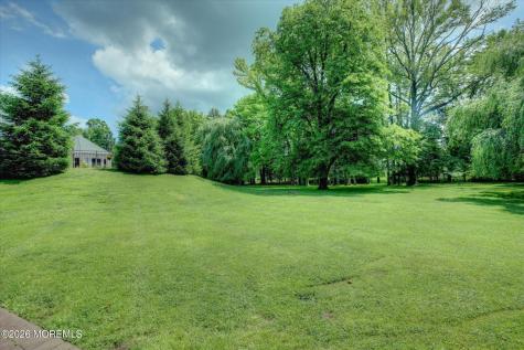 7 Mccampbell Road Holmdel NJ 07733