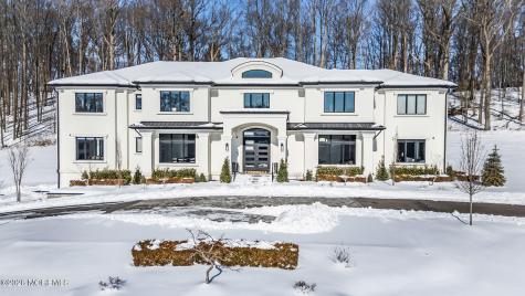 30 Winchester Lane Holmdel NJ 07733