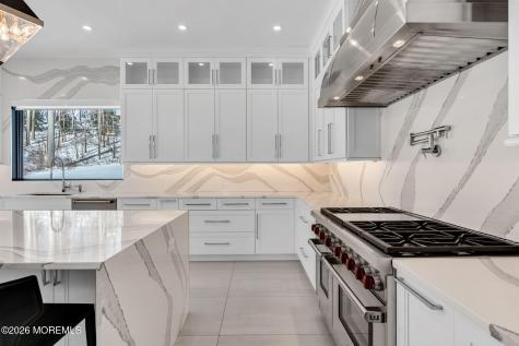 30 Winchester Lane Holmdel NJ 07733