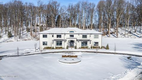 30 Winchester Lane Holmdel NJ 07733