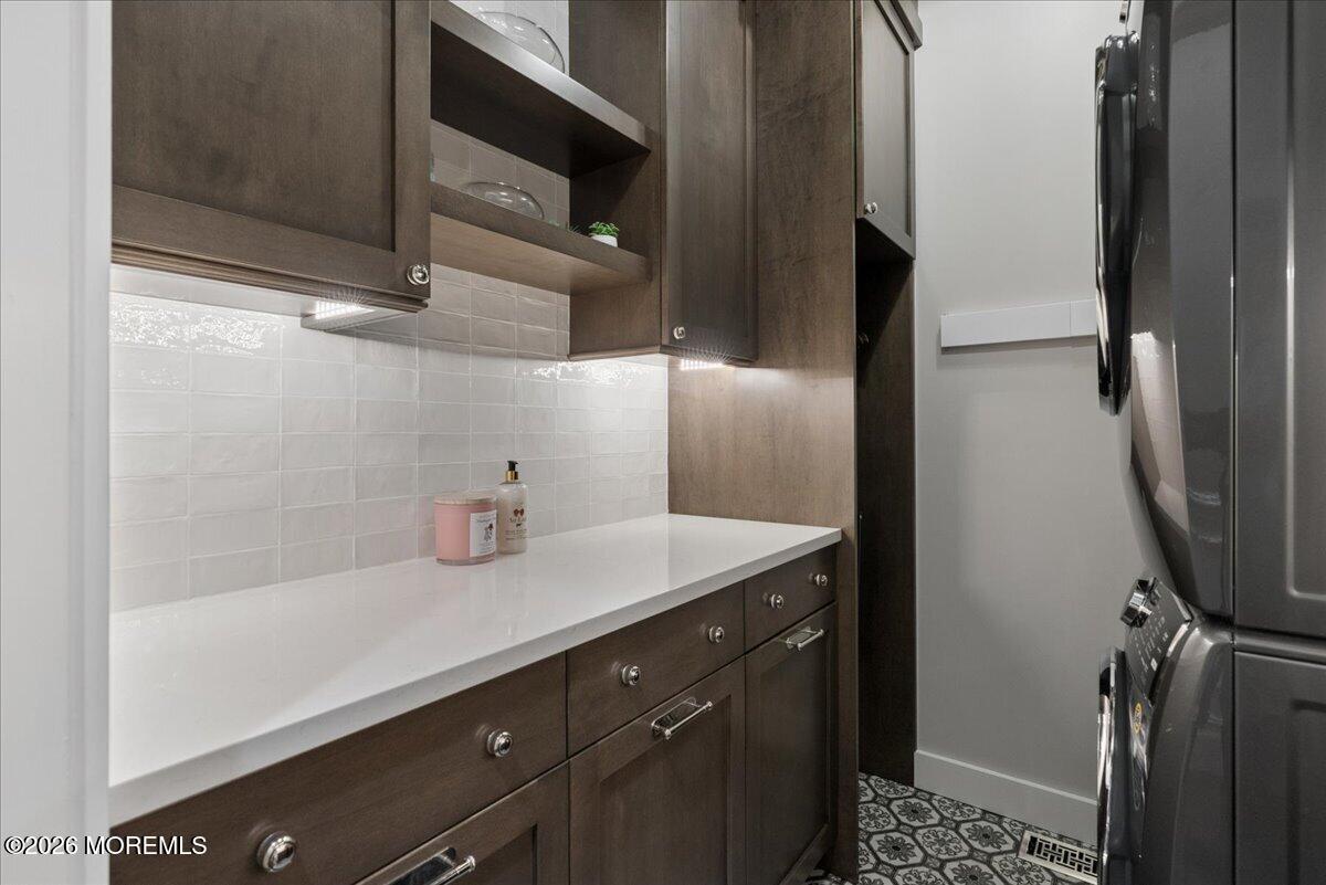 4 Liberty Lane Perrineville NJ 08535
