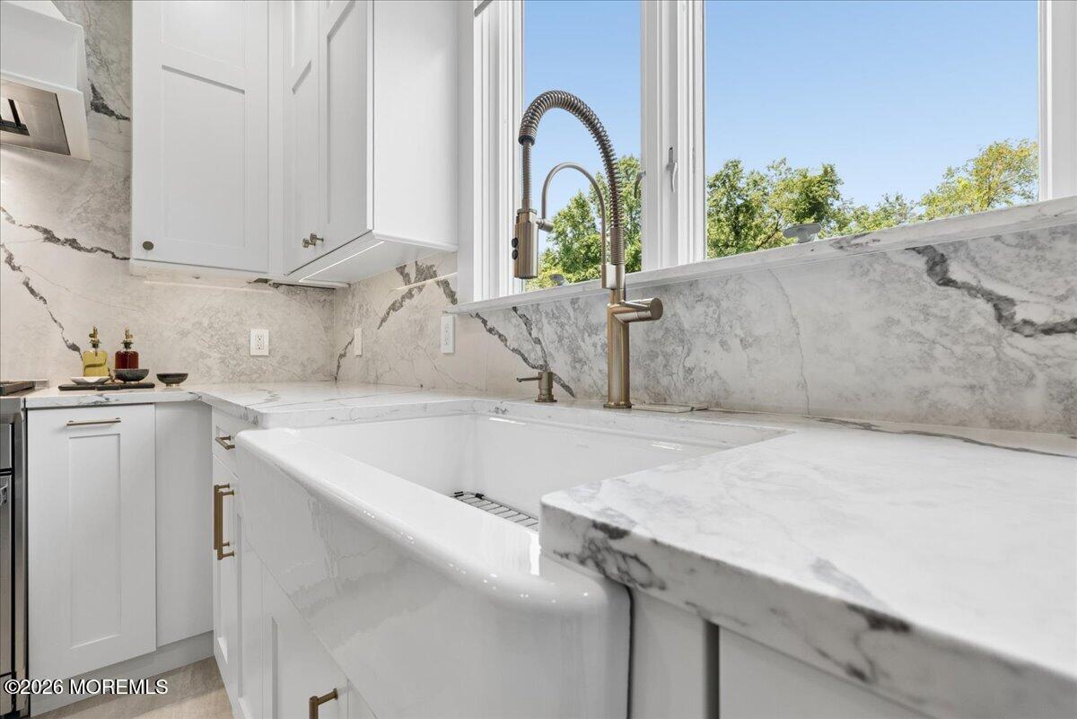 4 Liberty Lane Perrineville NJ 08535