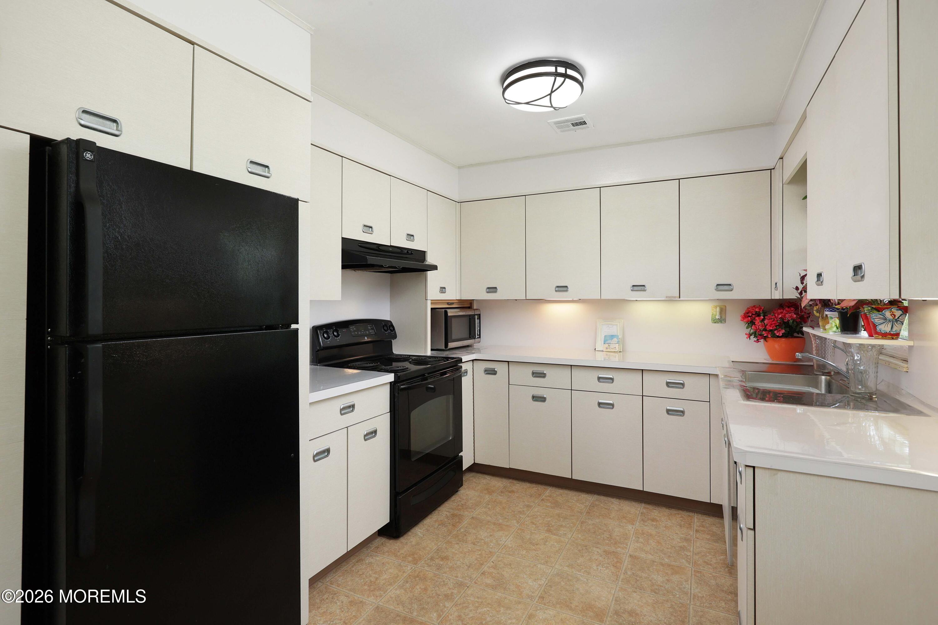 351A Dorchester Drive Lakewood NJ 08701