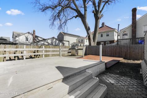 24 Willis Avenue Keansburg NJ 07734