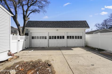 24 Willis Avenue Keansburg NJ 07734