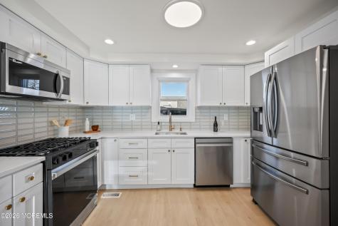 24 Willis Avenue Keansburg NJ 07734