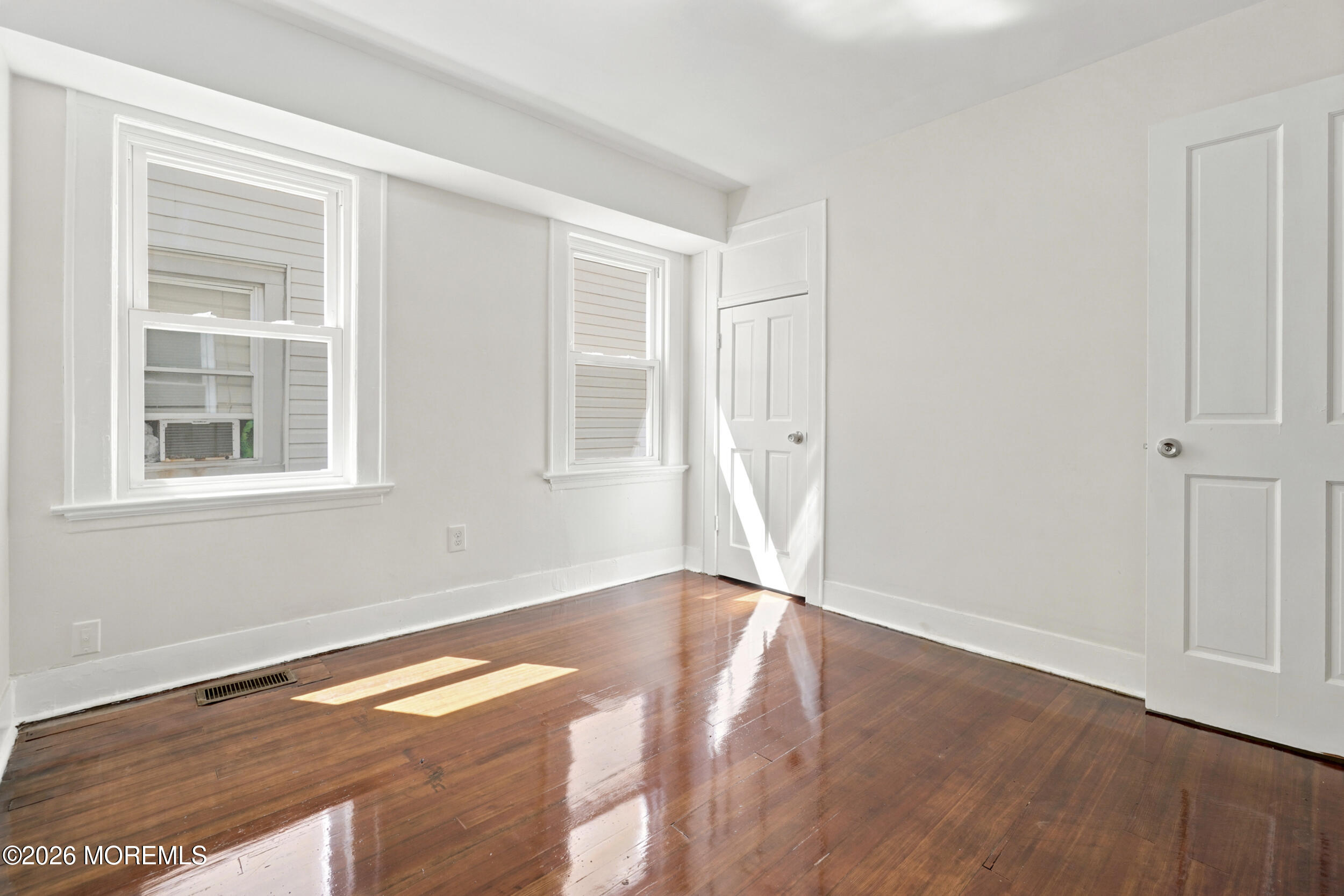 299 Smith Street Newark NJ 07106