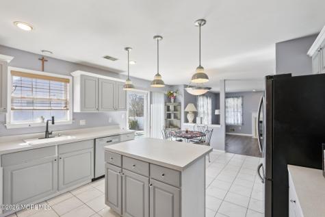 187 Compass Road Manahawkin NJ 08050
