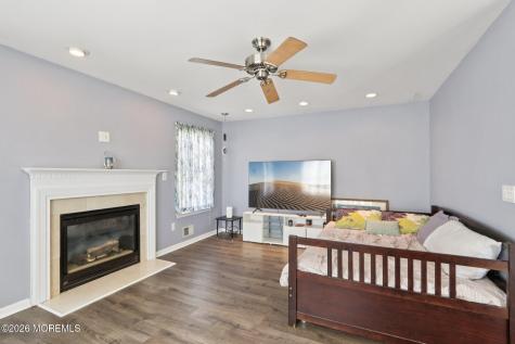 187 Compass Road Manahawkin NJ 08050