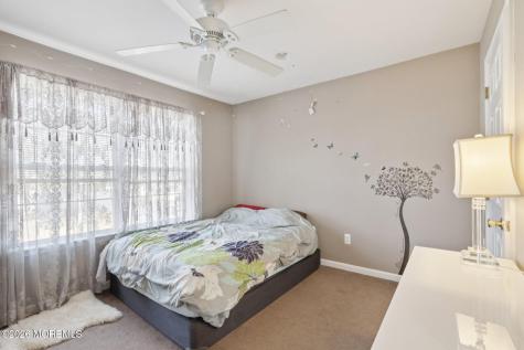 187 Compass Road Manahawkin NJ 08050