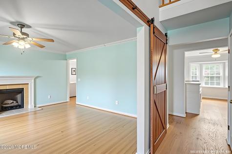 125 Gangway Lane Manahawkin NJ 08050