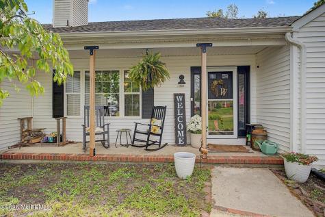 125 Gangway Lane Manahawkin NJ 08050
