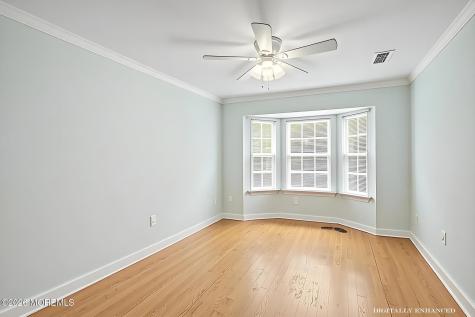125 Gangway Lane Manahawkin NJ 08050