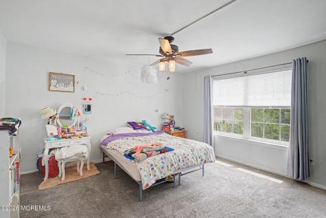 125 Gangway Lane Manahawkin NJ 08050