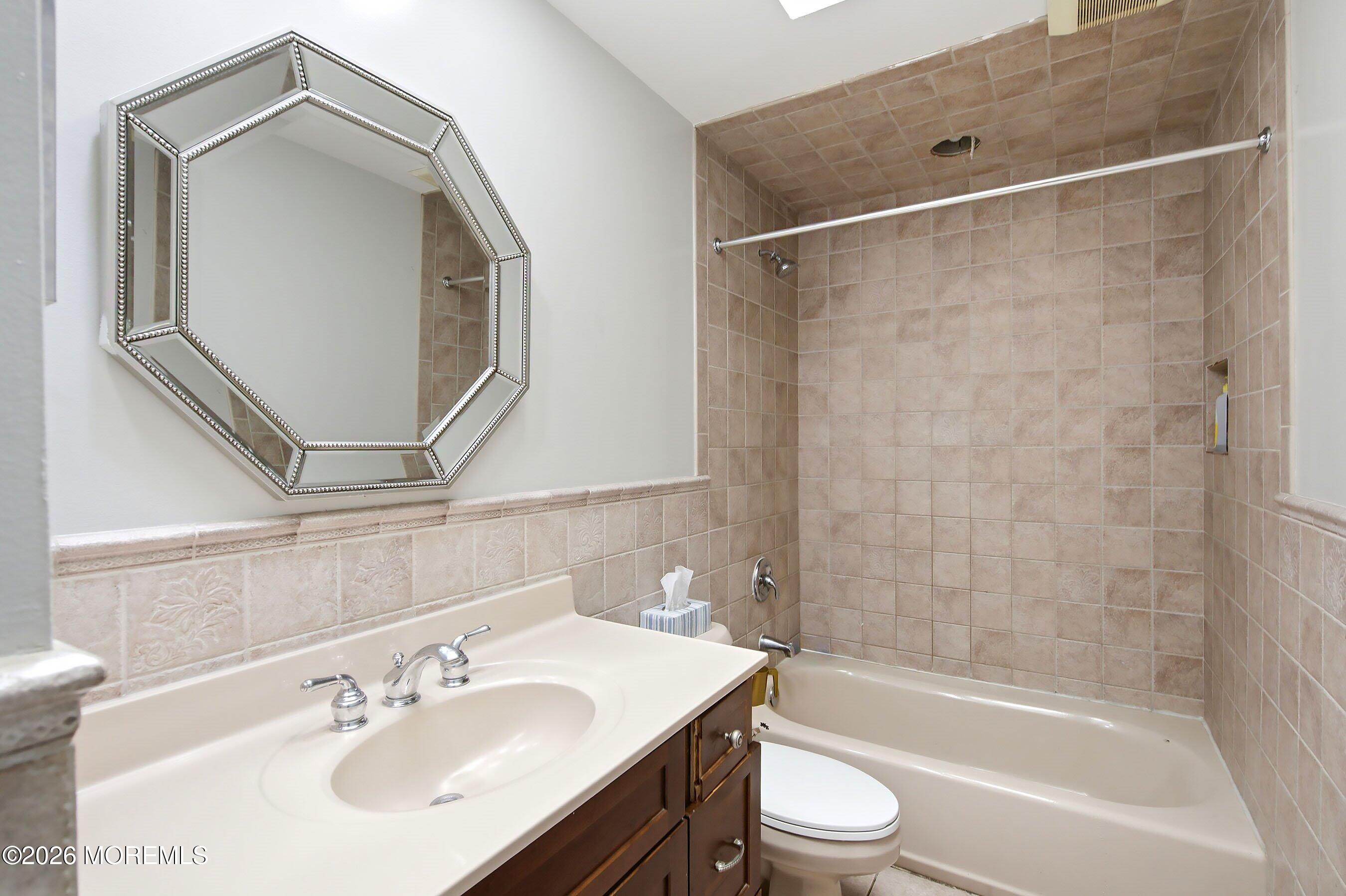 18 Wyoming Drive Jackson NJ 08527