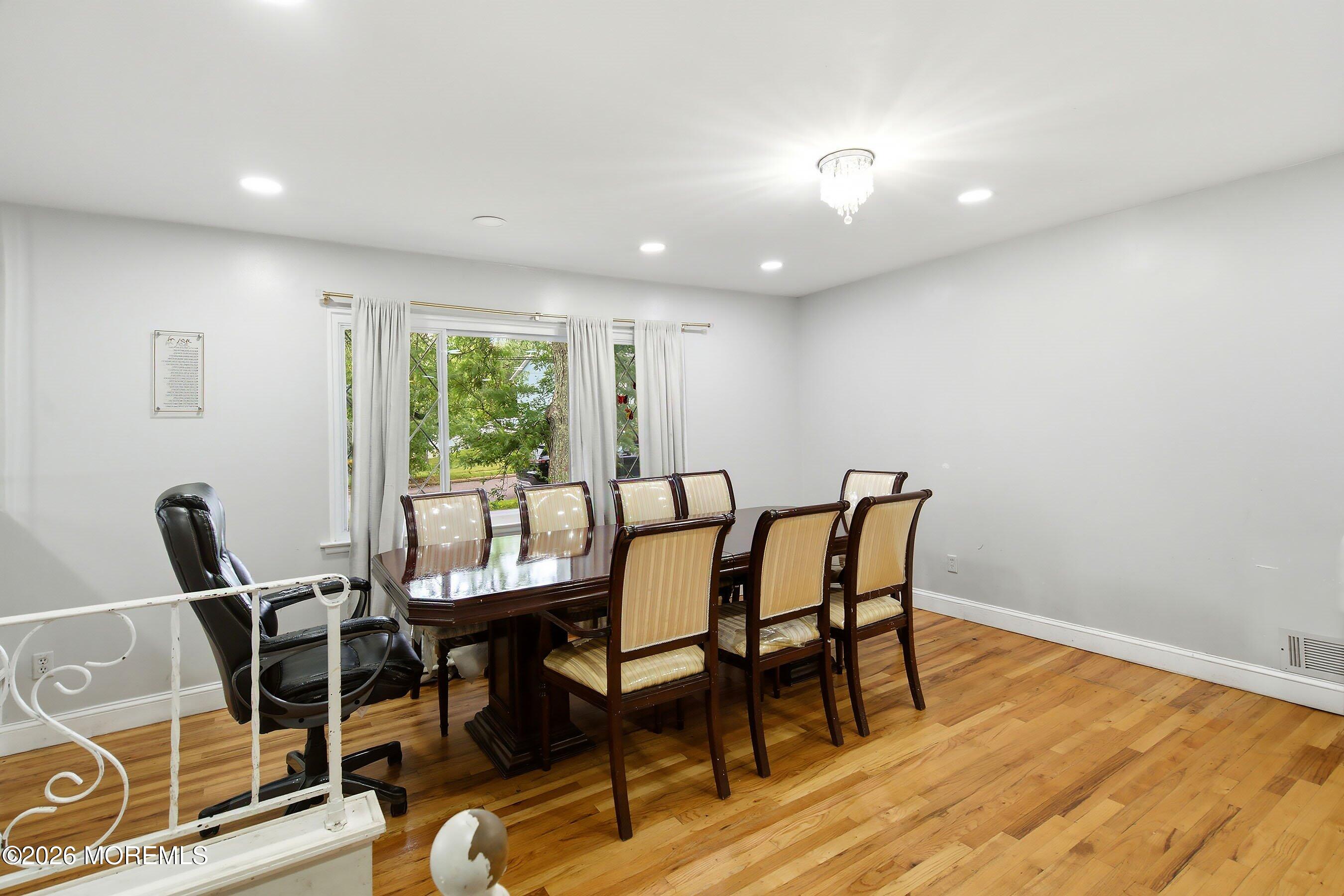 18 Wyoming Drive Jackson NJ 08527
