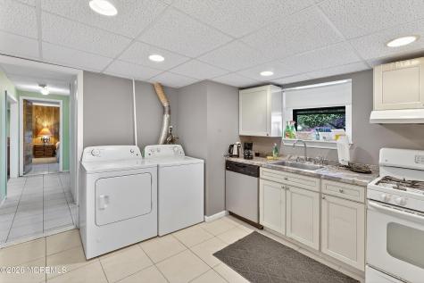 9 Newport Drive Howell NJ 07731