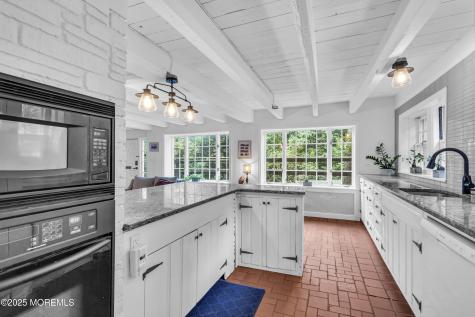 2041 Raritan Road Scotch Plains NJ 07076