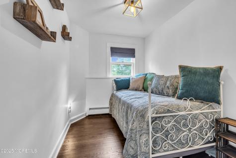 2041 Raritan Road Scotch Plains NJ 07076