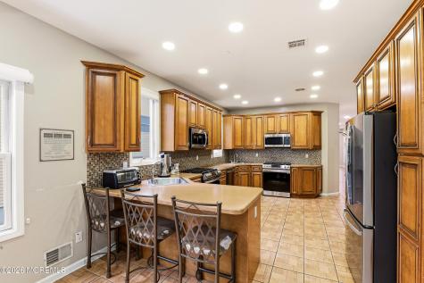 66 Birch Street Lakewood NJ 08701