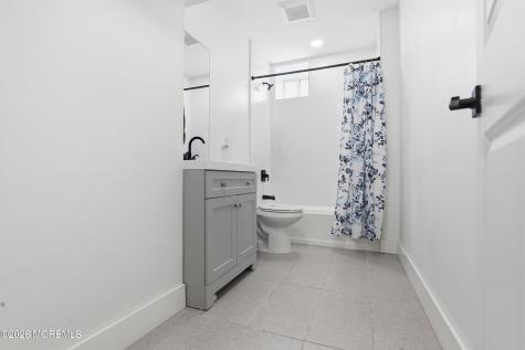 66 Birch Street Lakewood NJ 08701