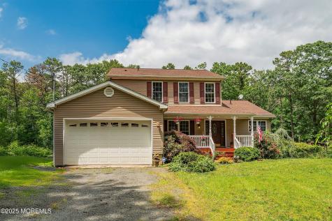 10 Hillside Avenue Tuckerton NJ 08087