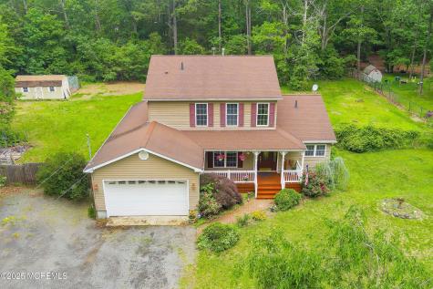 10 Hillside Avenue Tuckerton NJ 08087