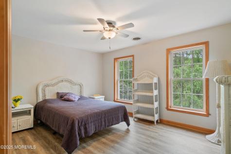 10 Hillside Avenue Tuckerton NJ 08087