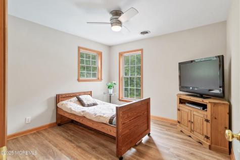 10 Hillside Avenue Tuckerton NJ 08087