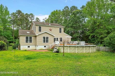 10 Hillside Avenue Tuckerton NJ 08087