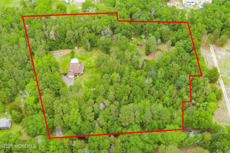 10 Hillside Avenue Tuckerton NJ 08087