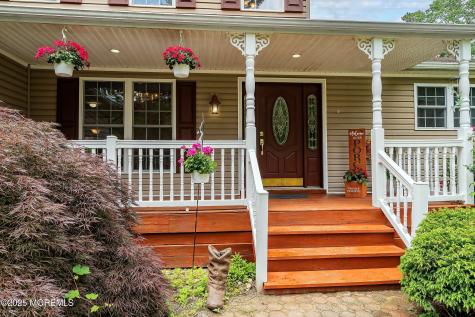 10 Hillside Avenue Tuckerton NJ 08087