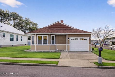 199 Canterbury Lane Toms River NJ 08757